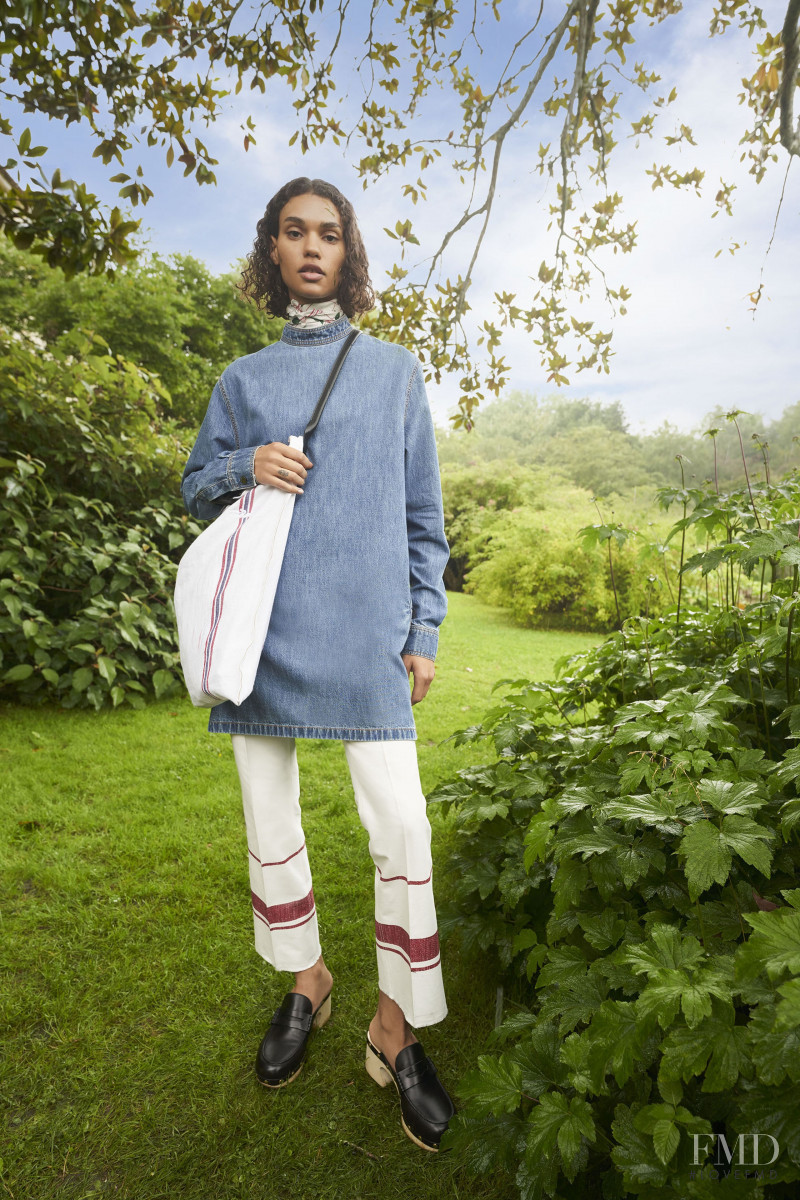 Longchamp lookbook for Spring/Summer 2022