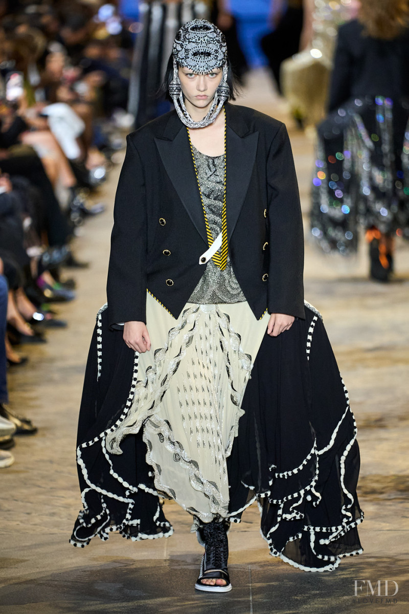 Sofia Steinberg featured in  the Louis Vuitton fashion show for Spring/Summer 2022