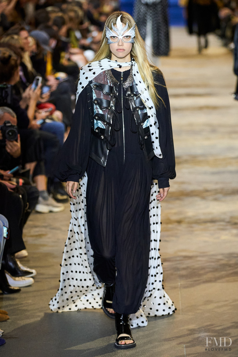 Masha Skokova featured in  the Louis Vuitton fashion show for Spring/Summer 2022