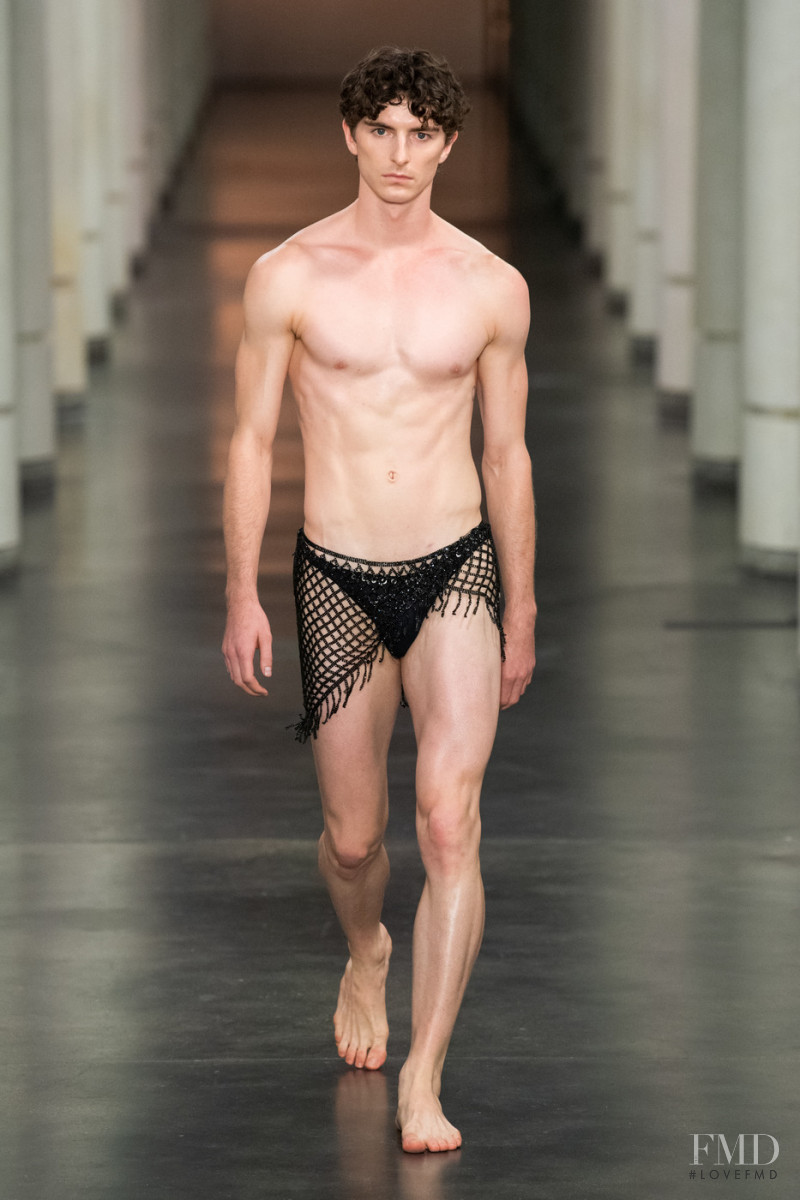 Ludovic de Saint Sernin fashion show for Spring/Summer 2022