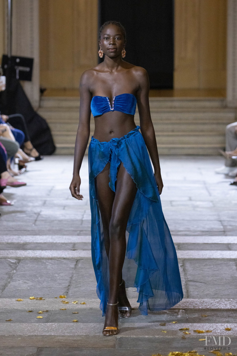 Laura Spreti fashion show for Spring/Summer 2022