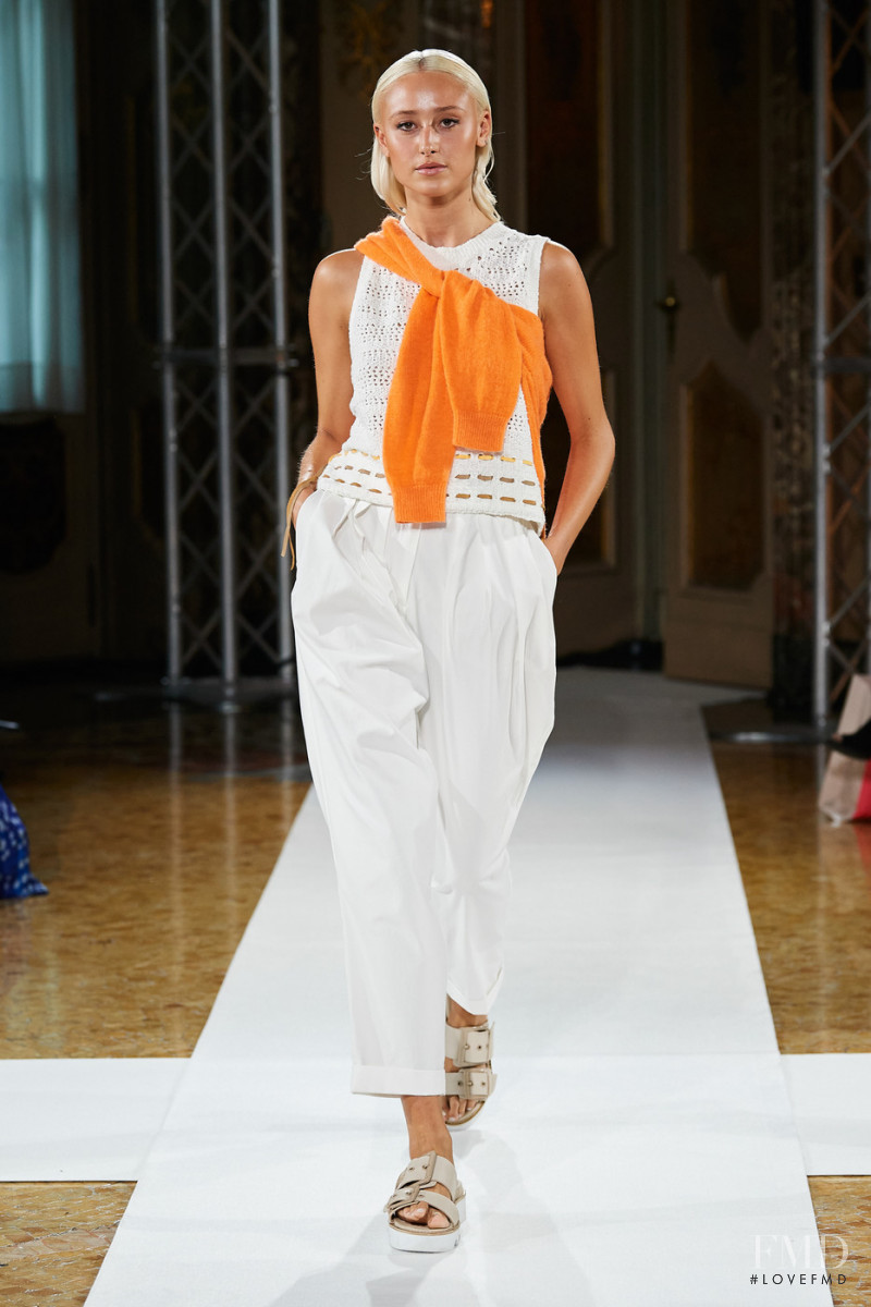 Marc Cain fashion show for Spring/Summer 2022