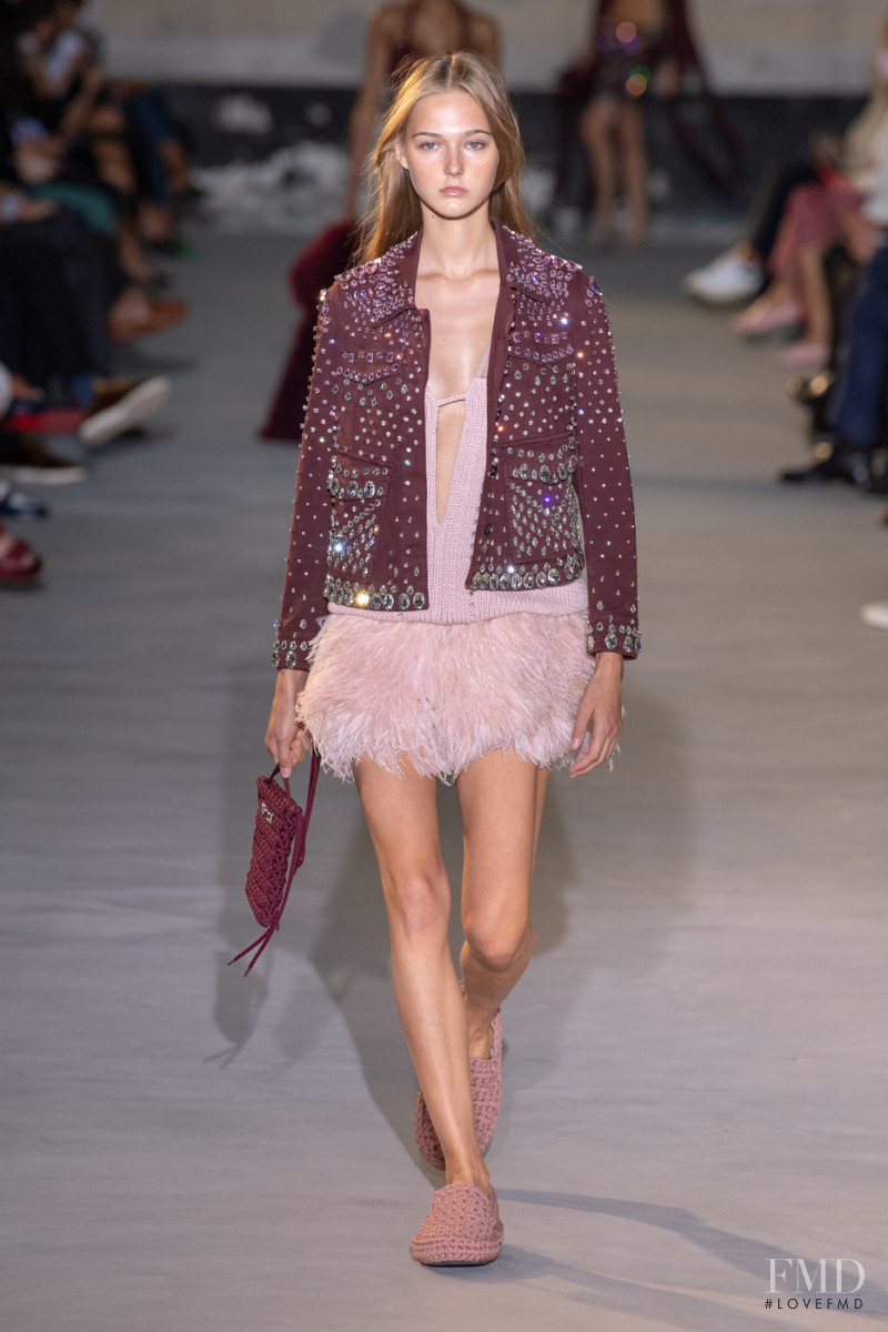 Valeria Buldini featured in  the N° 21 fashion show for Spring/Summer 2022