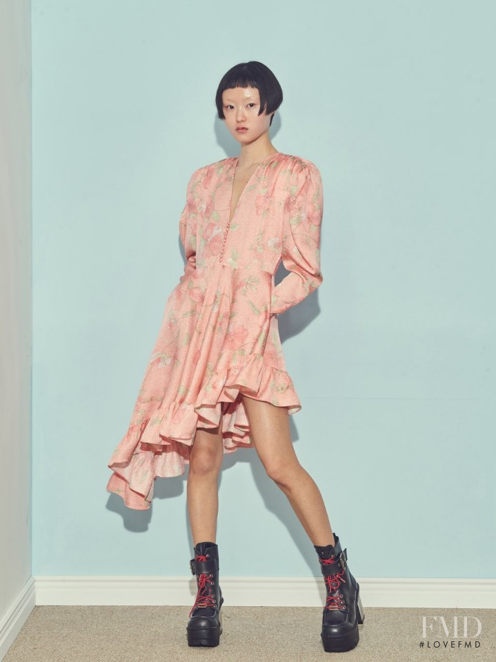 Honest So Yu Jeong featured in  the pushBUTTON advertisement for Autumn/Winter 2019