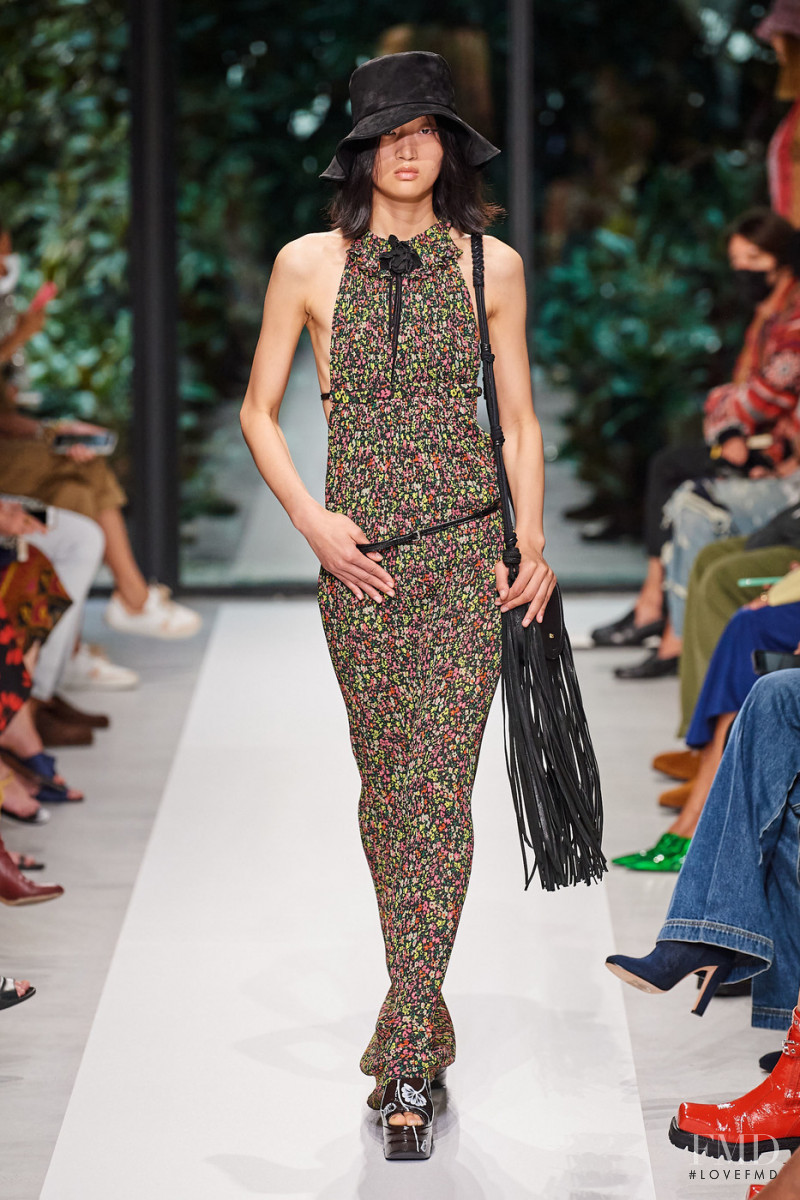 Yilan Hua featured in  the Philosophy di Lorenzo Serafini fashion show for Spring/Summer 2022