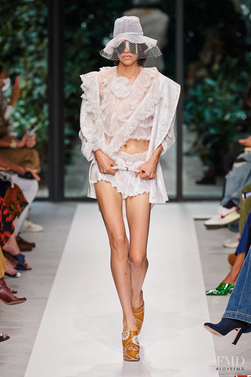 Valeria Gomez featured in  the Philosophy di Lorenzo Serafini fashion show for Spring/Summer 2022