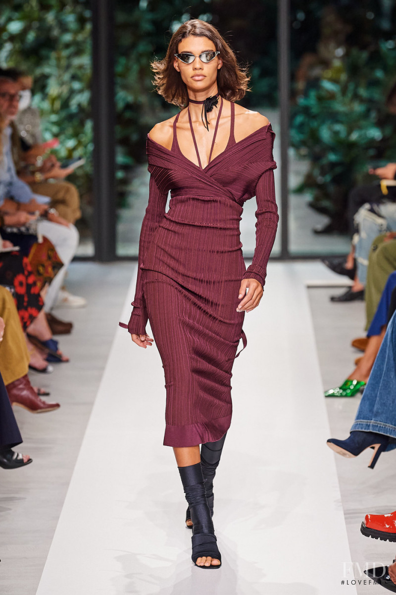 Barbara Valente featured in  the Philosophy di Lorenzo Serafini fashion show for Spring/Summer 2022