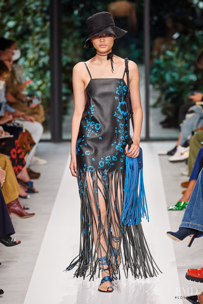 Kayako Higuchi featured in  the Philosophy di Lorenzo Serafini fashion show for Spring/Summer 2022