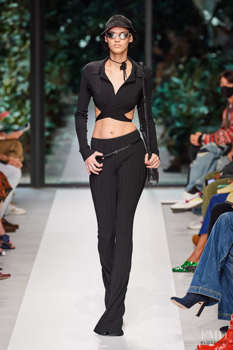 Kerolyn Soares featured in  the Philosophy di Lorenzo Serafini fashion show for Spring/Summer 2022