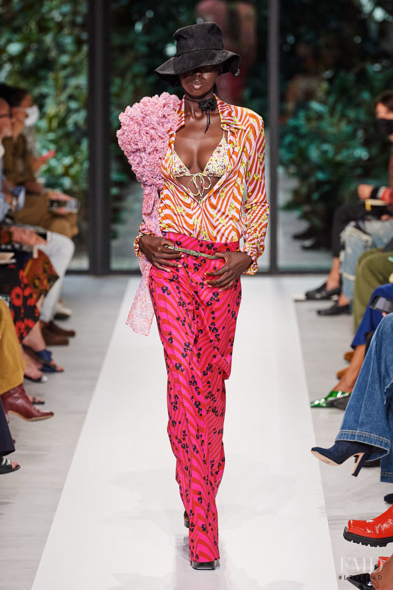 Ajok Madel featured in  the Philosophy di Lorenzo Serafini fashion show for Spring/Summer 2022