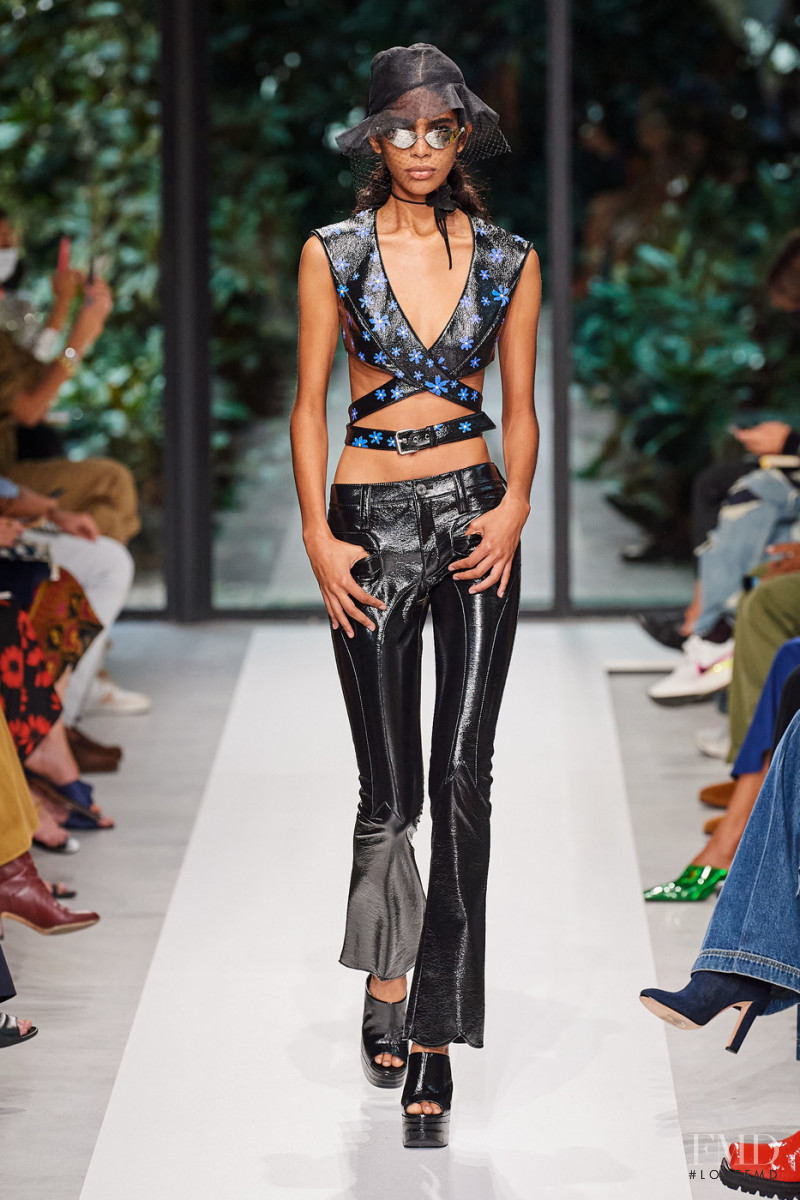 Allana Santos Brito featured in  the Philosophy di Lorenzo Serafini fashion show for Spring/Summer 2022