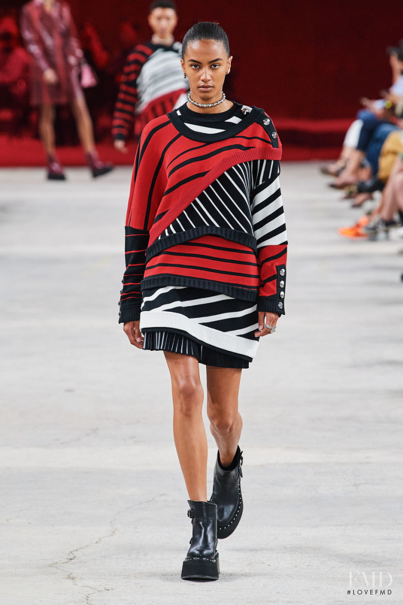 Sacha Quenby featured in  the Ports 1961 fashion show for Spring/Summer 2023