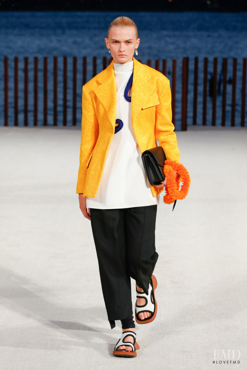 Lara Mullen featured in  the Proenza Schouler fashion show for Spring/Summer 2022