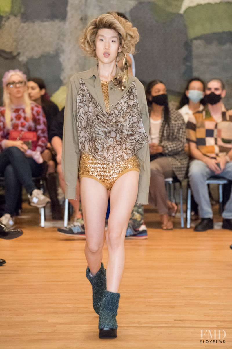 Puppets and Puppets fashion show for Spring/Summer 2022