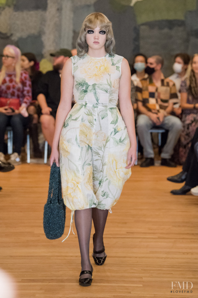 Ellia Sophia featured in  the Puppets and Puppets fashion show for Spring/Summer 2022