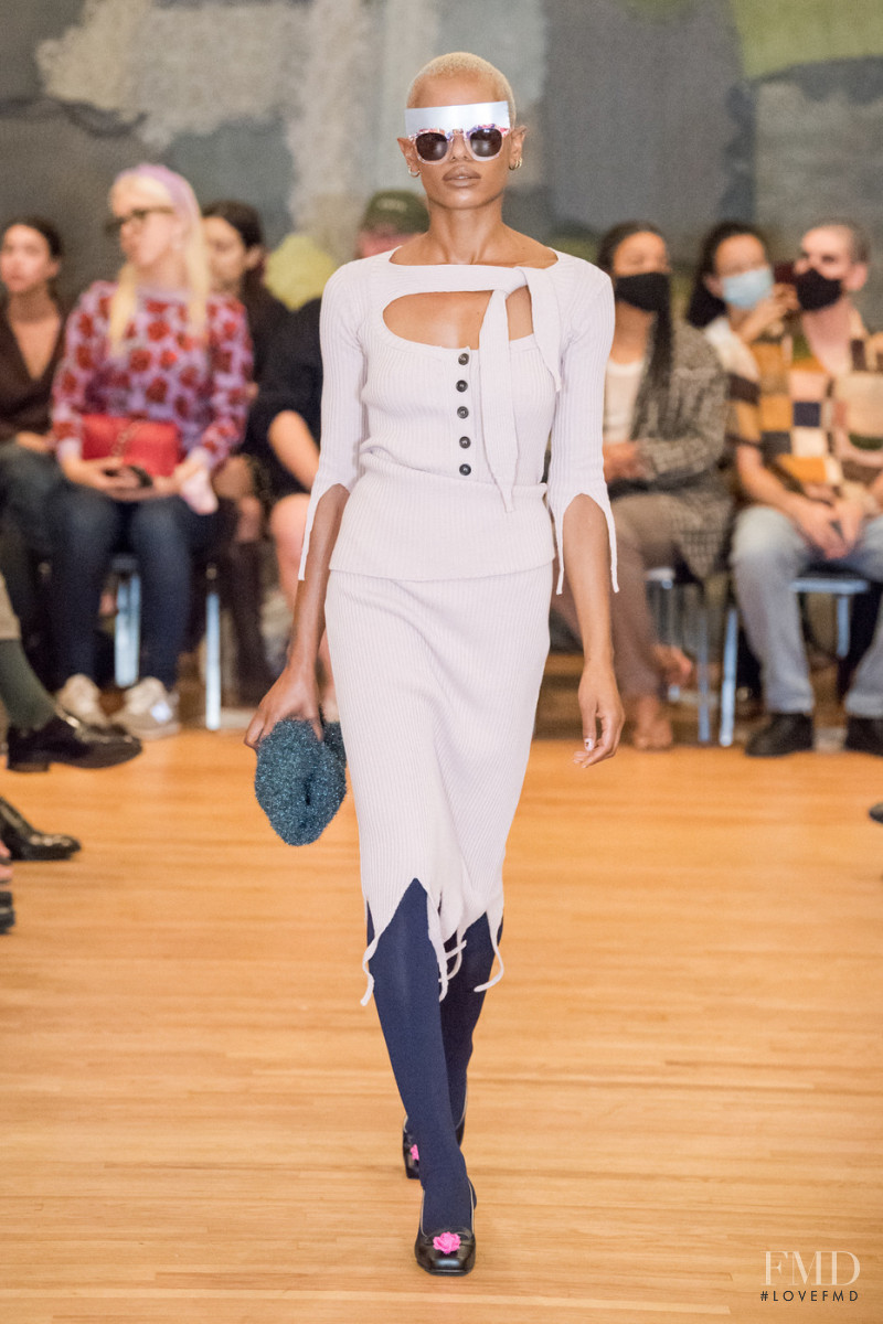 Puppets and Puppets fashion show for Spring/Summer 2022