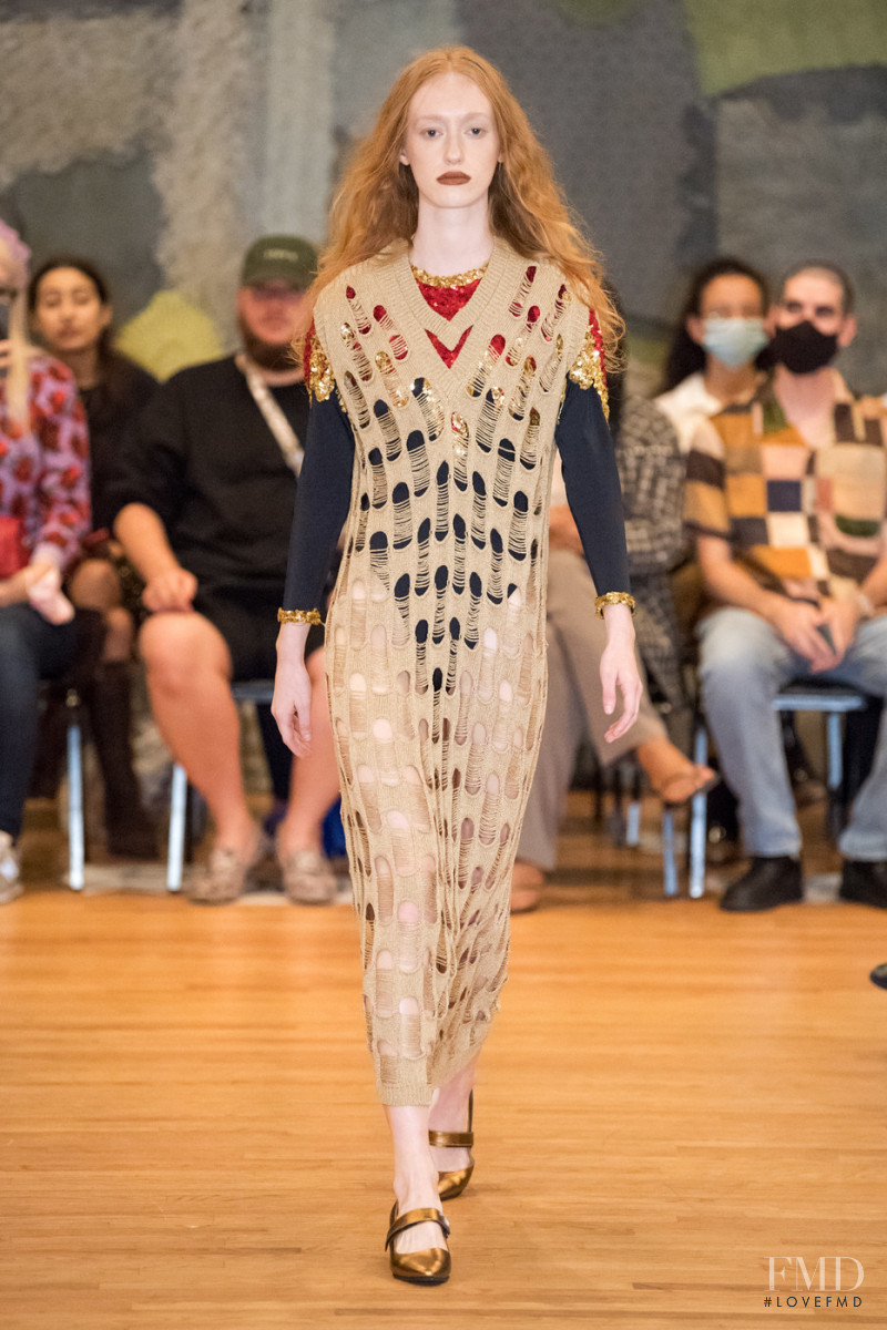 Puppets and Puppets fashion show for Spring/Summer 2022
