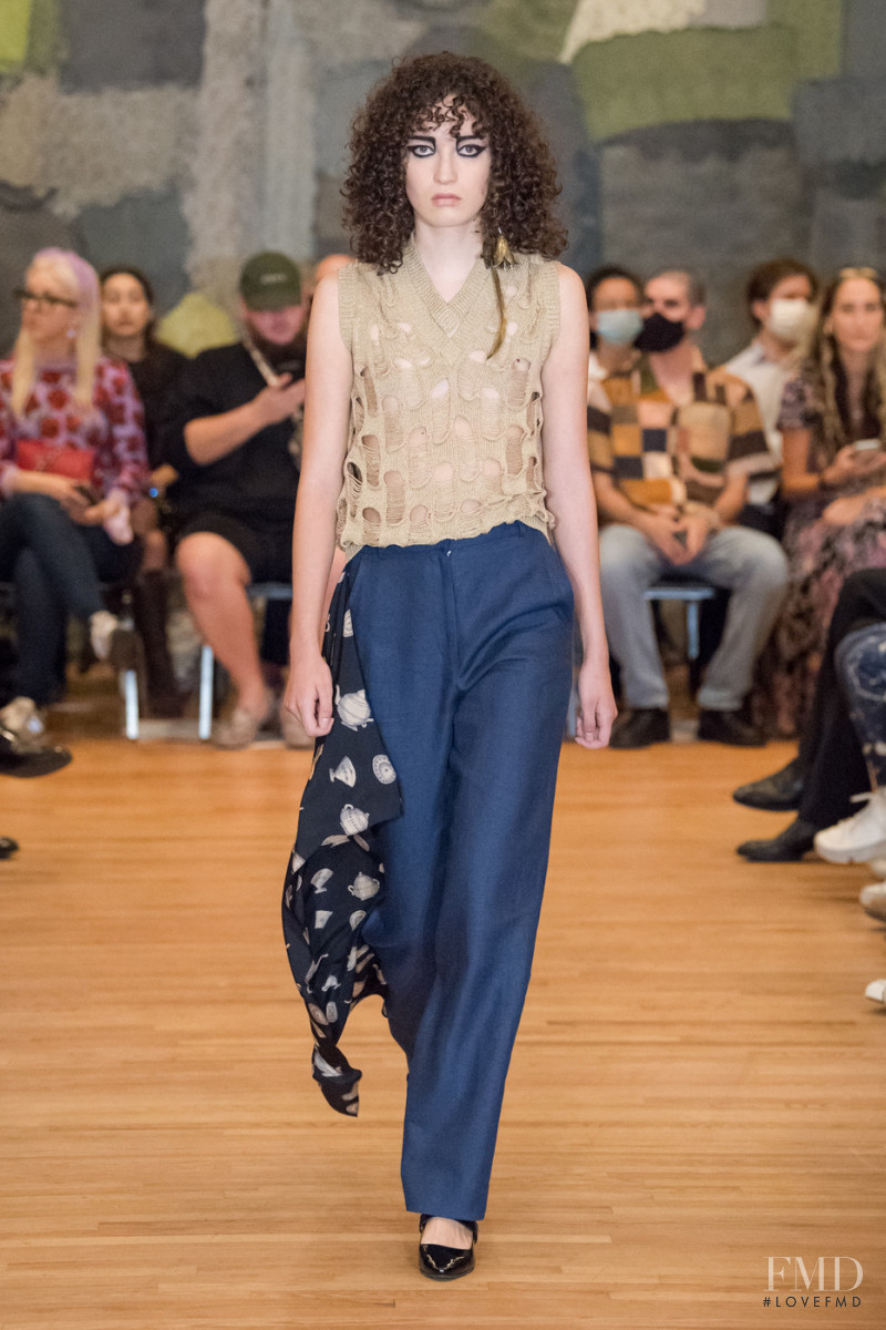Puppets and Puppets fashion show for Spring/Summer 2022