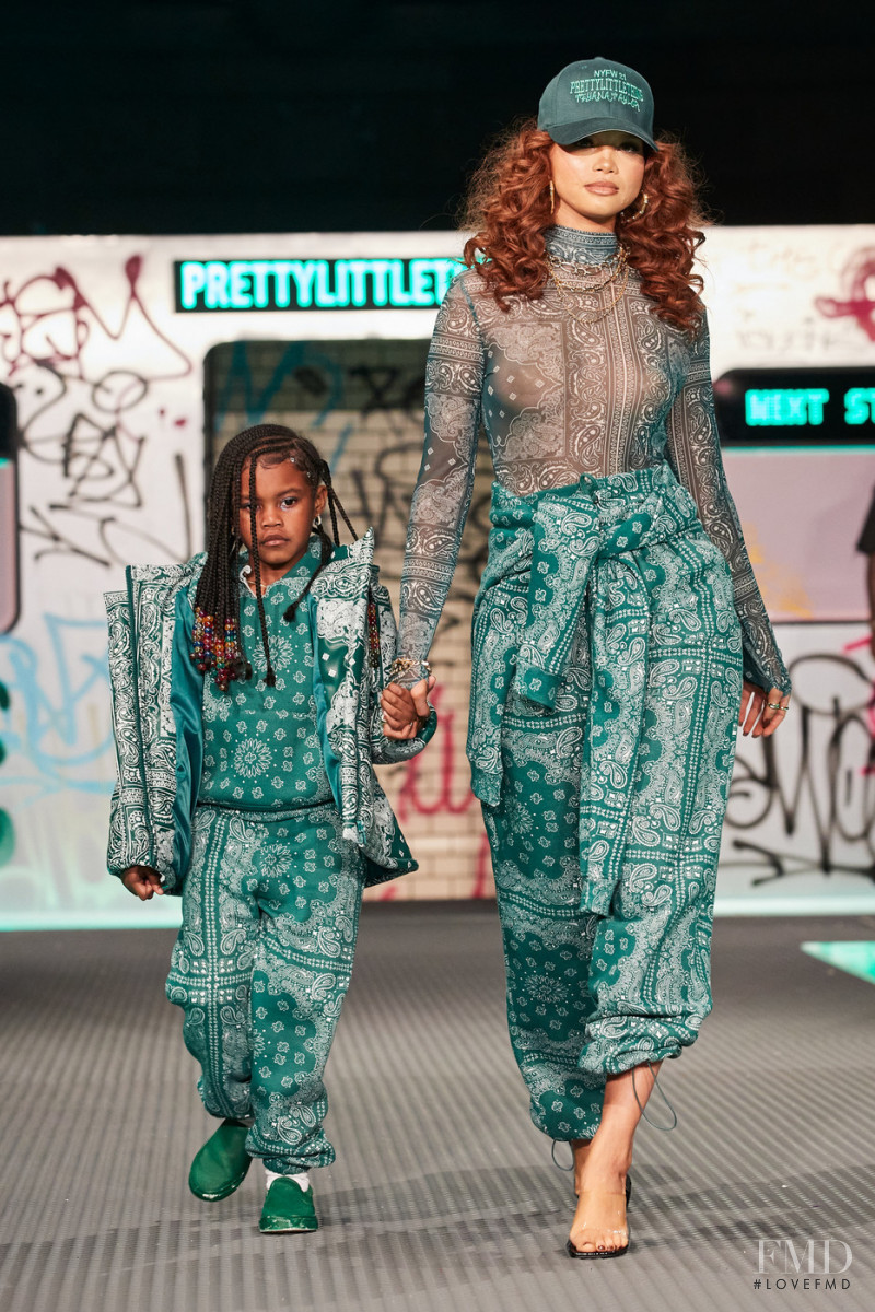 PrettyLittleThing fashion show for Spring/Summer 2022