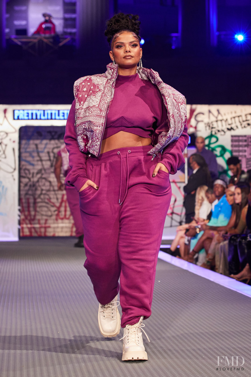 PrettyLittleThing fashion show for Spring/Summer 2022