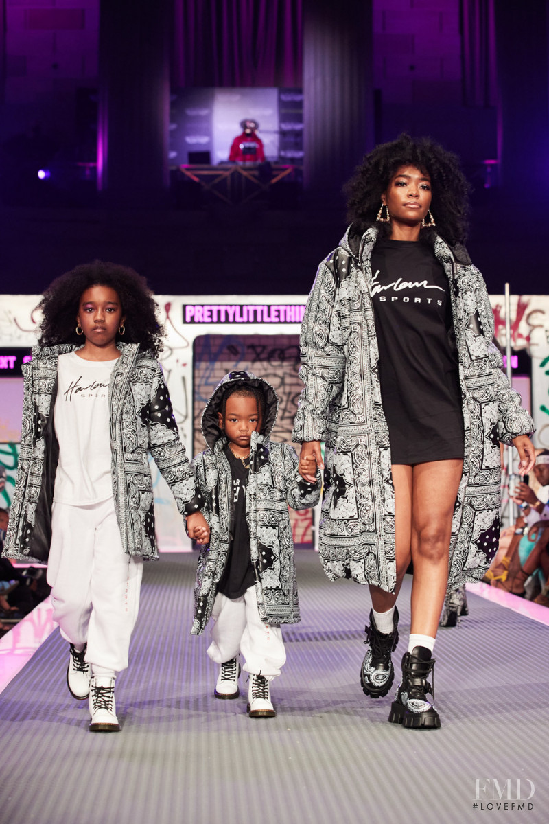 PrettyLittleThing fashion show for Spring/Summer 2022