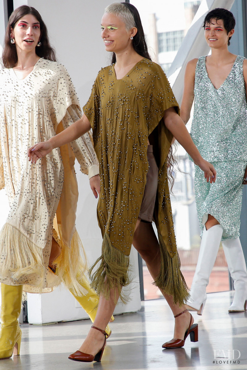 Rachel Comey fashion show for Spring/Summer 2022