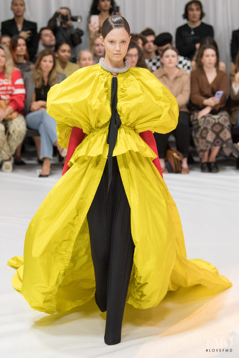 Richard Quinn fashion show for Spring/Summer 2022