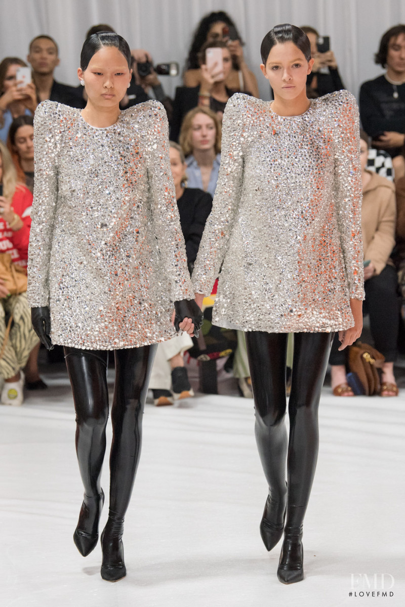 Richard Quinn fashion show for Spring/Summer 2022