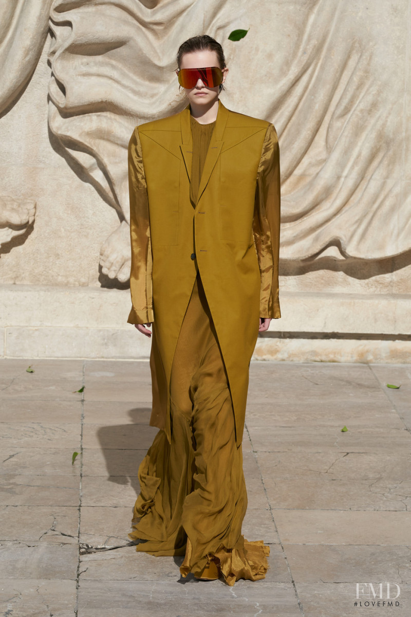 Valeria Chenskaya featured in  the Rick Owens fashion show for Spring/Summer 2022