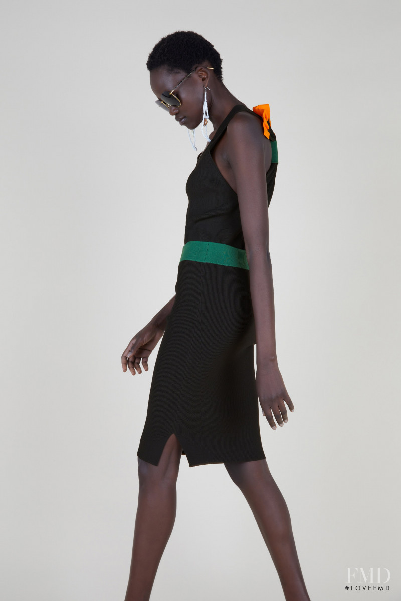 Roland Mouret lookbook for Spring/Summer 2022