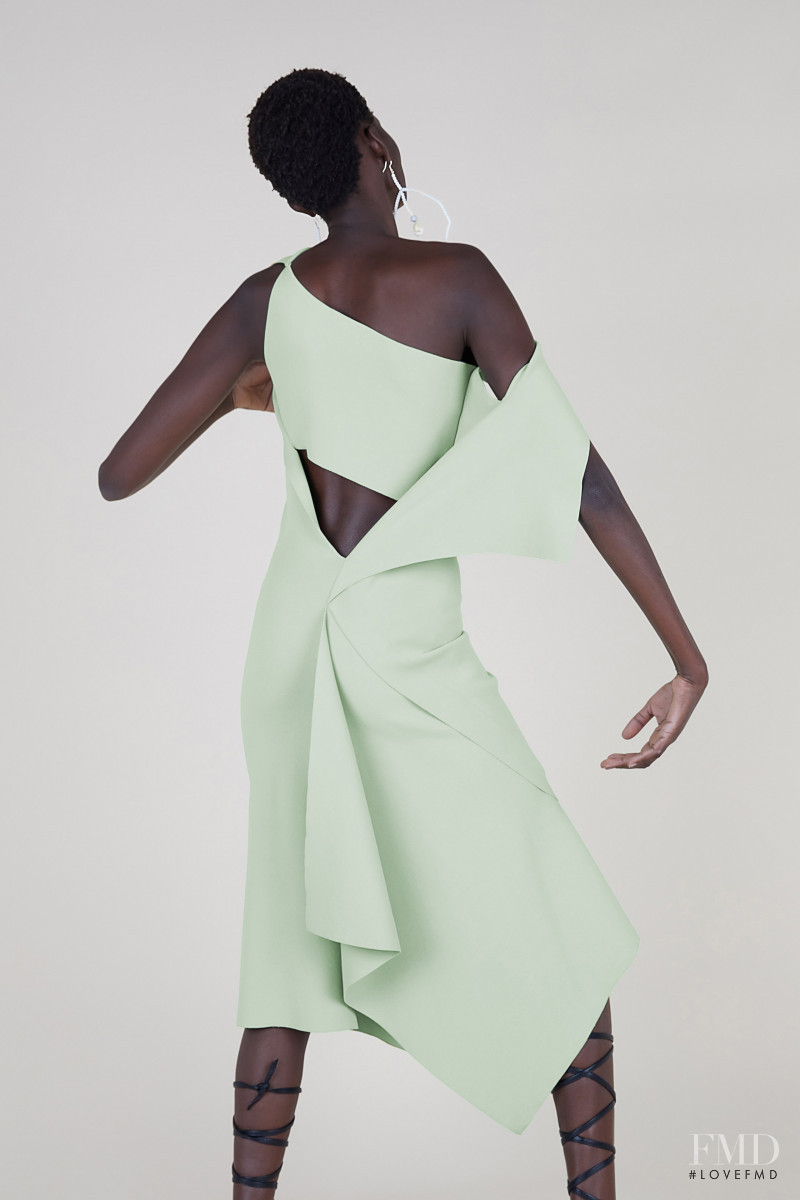 Roland Mouret lookbook for Spring/Summer 2022