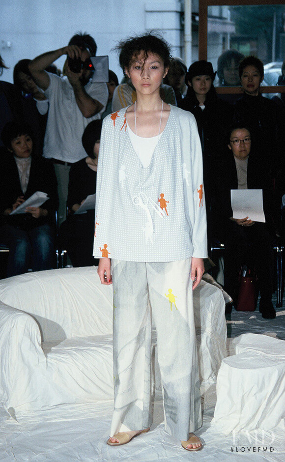 Mint Designs fashion show for Spring/Summer 2003