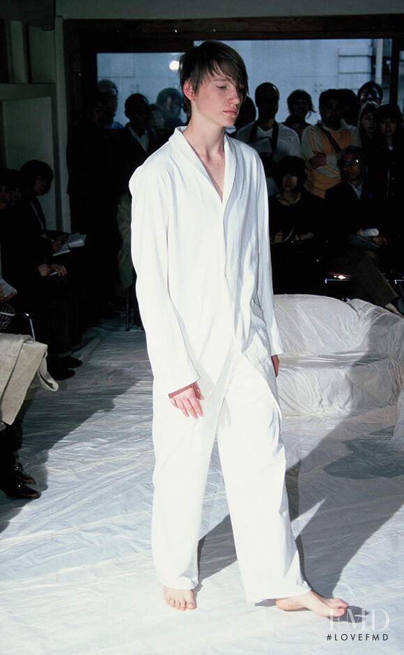 Mint Designs fashion show for Spring/Summer 2003