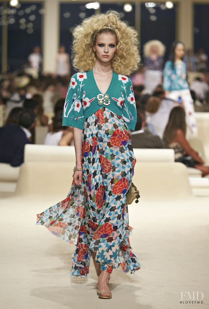 Sasha Luss featured in  the Chanel fashion show for Resort 2015
