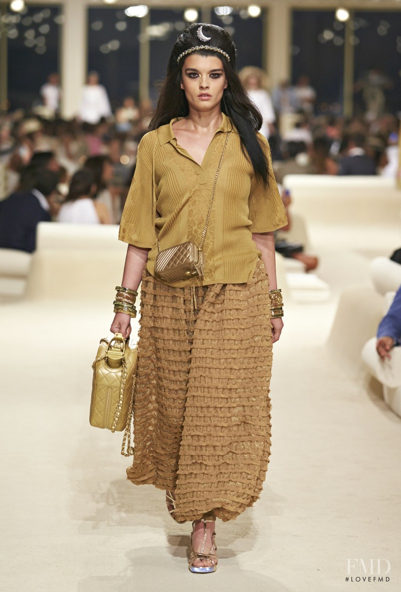 Crystal Renn featured in  the Chanel fashion show for Resort 2015