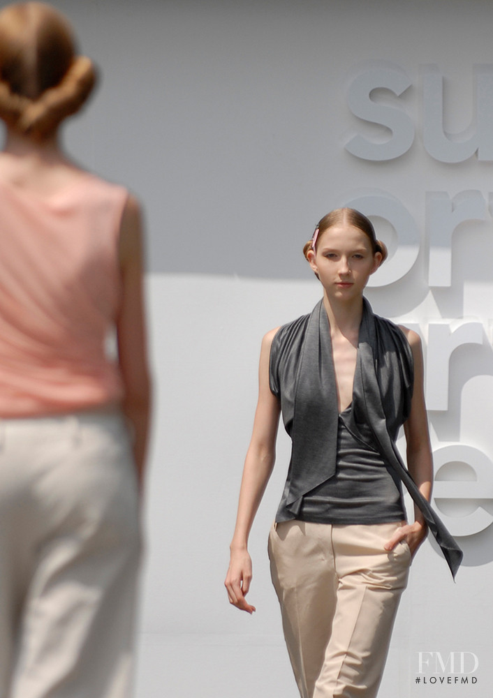 support surface fashion show for Spring/Summer 2007