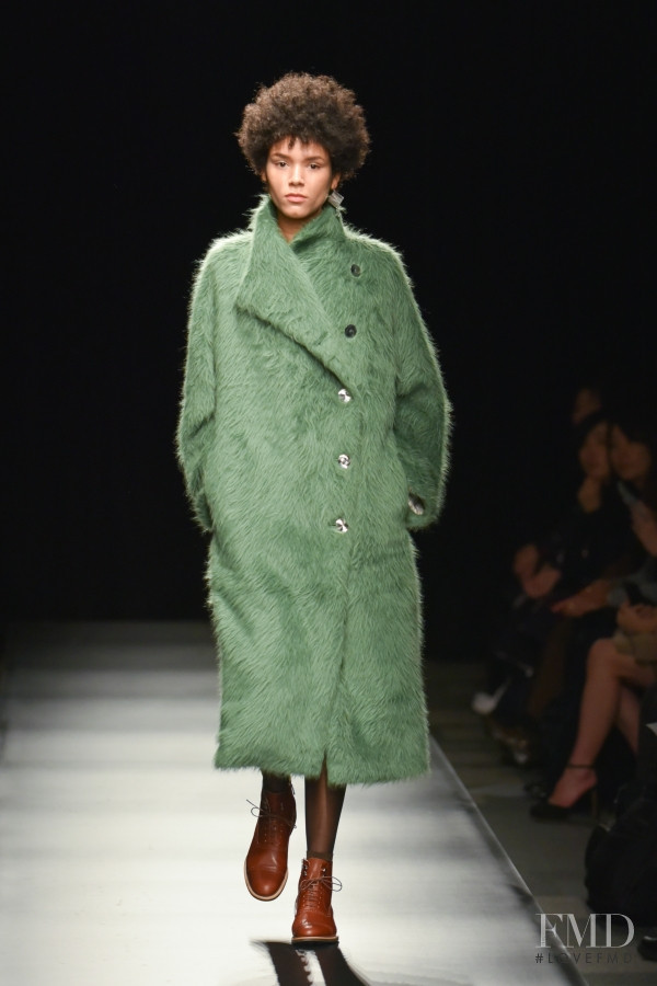 support surface fashion show for Autumn/Winter 2018