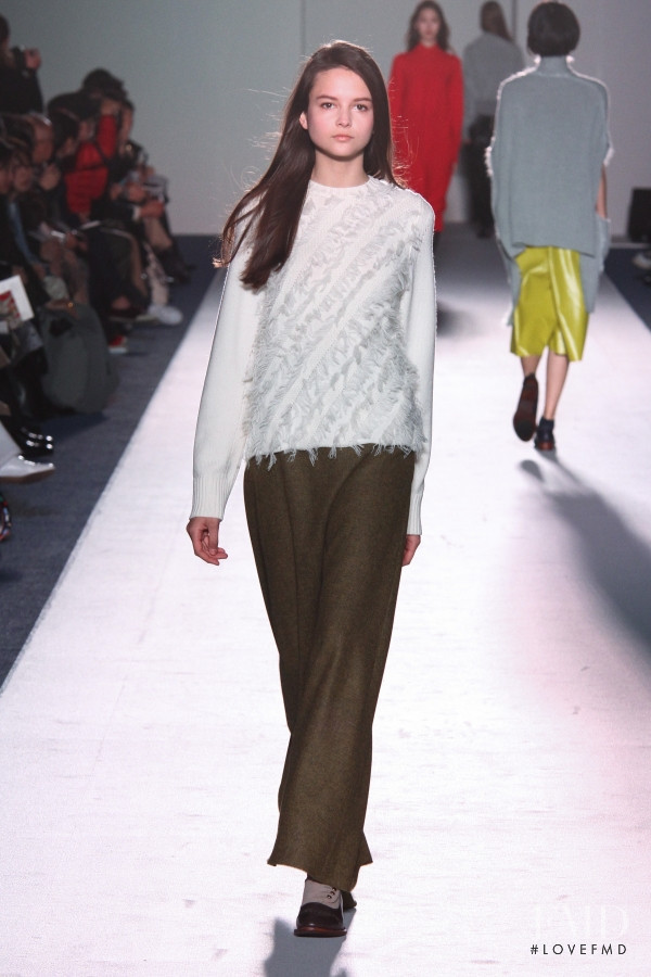 support surface fashion show for Autumn/Winter 2017