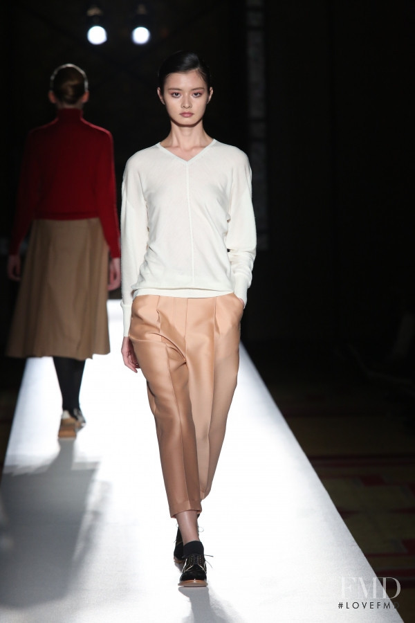 support surface fashion show for Autumn/Winter 2015