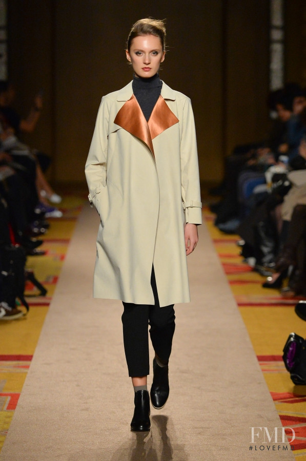 support surface fashion show for Autumn/Winter 2014