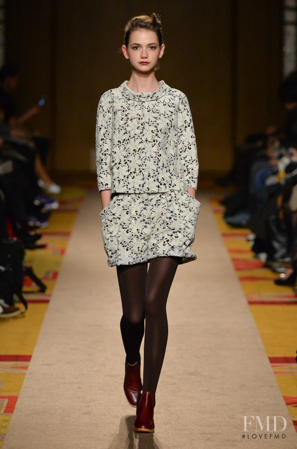 support surface fashion show for Autumn/Winter 2014