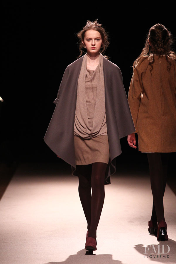 support surface fashion show for Autumn/Winter 2012