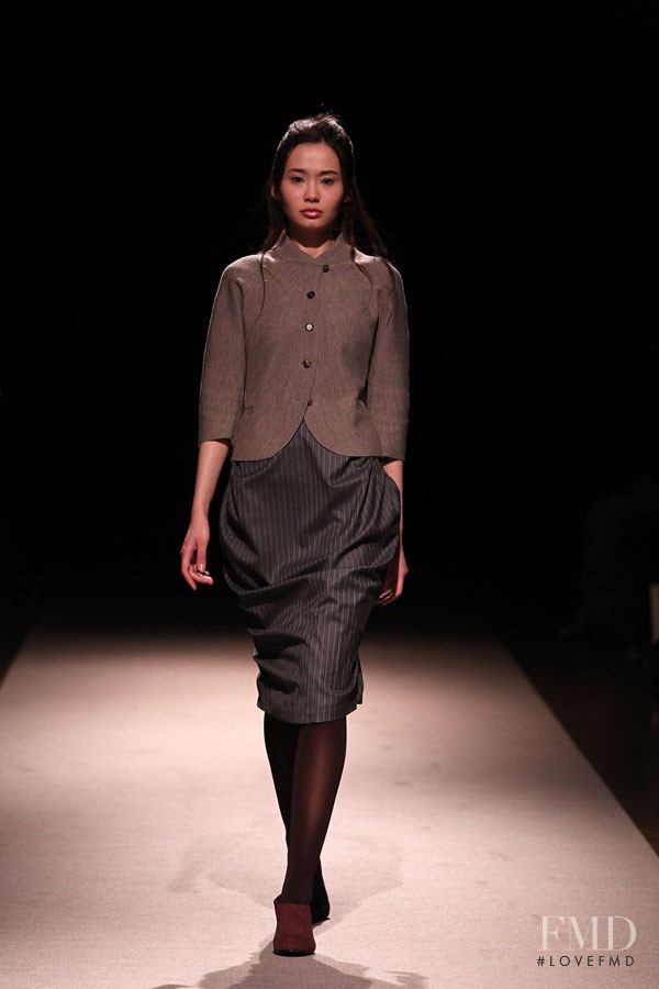 support surface fashion show for Autumn/Winter 2012