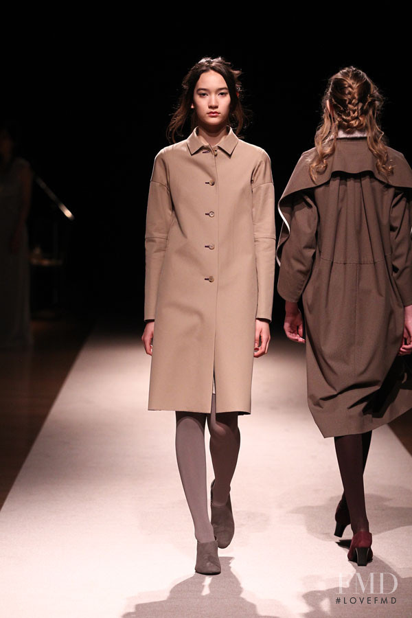 support surface fashion show for Autumn/Winter 2012