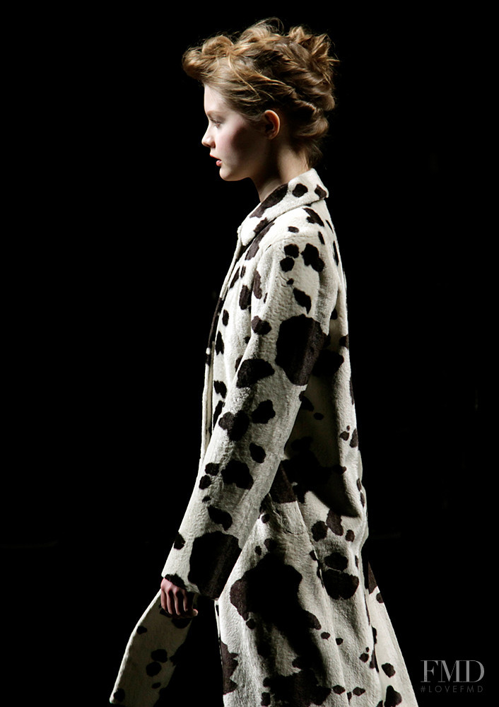 support surface fashion show for Autumn/Winter 2010