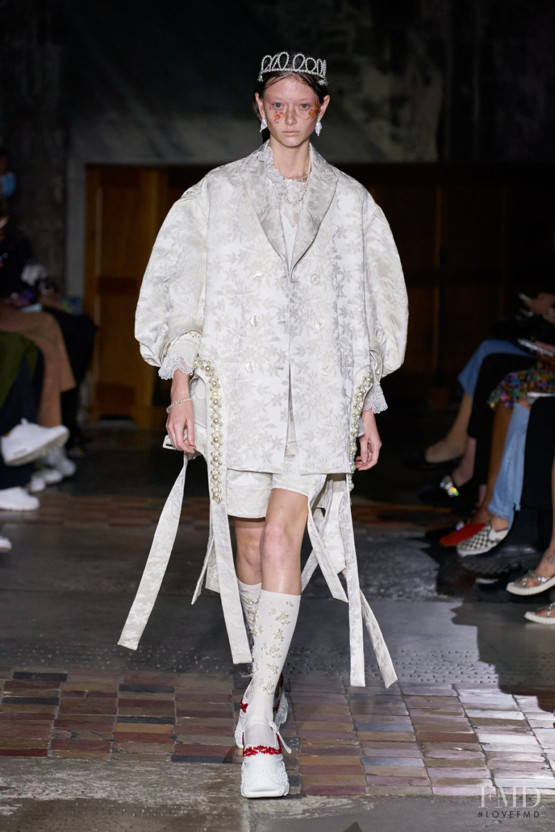 Sara Grace Wallerstedt featured in  the Simone Rocha fashion show for Spring/Summer 2022