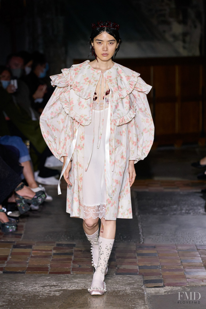 Taira Go featured in  the Simone Rocha fashion show for Spring/Summer 2022