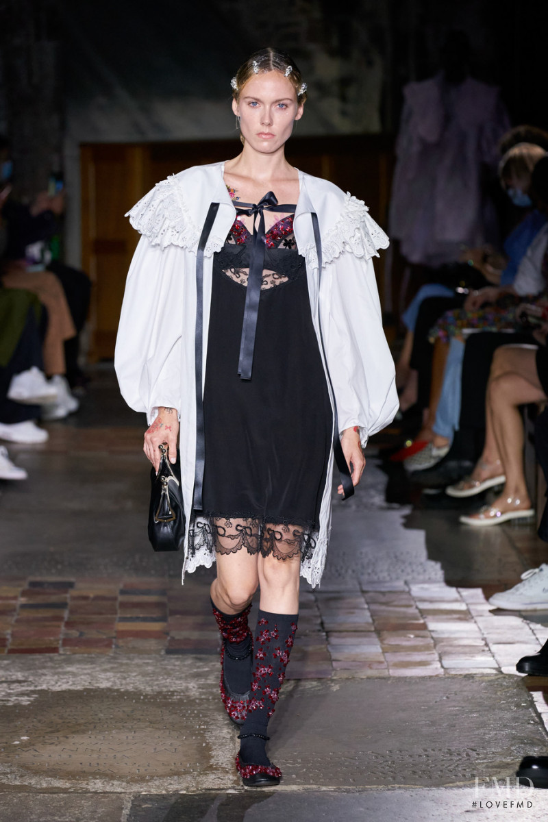 Kiki Willems featured in  the Simone Rocha fashion show for Spring/Summer 2022