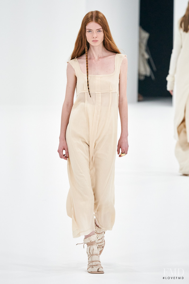 Alyda Grace Carder featured in  the Sportmax fashion show for Spring/Summer 2022
