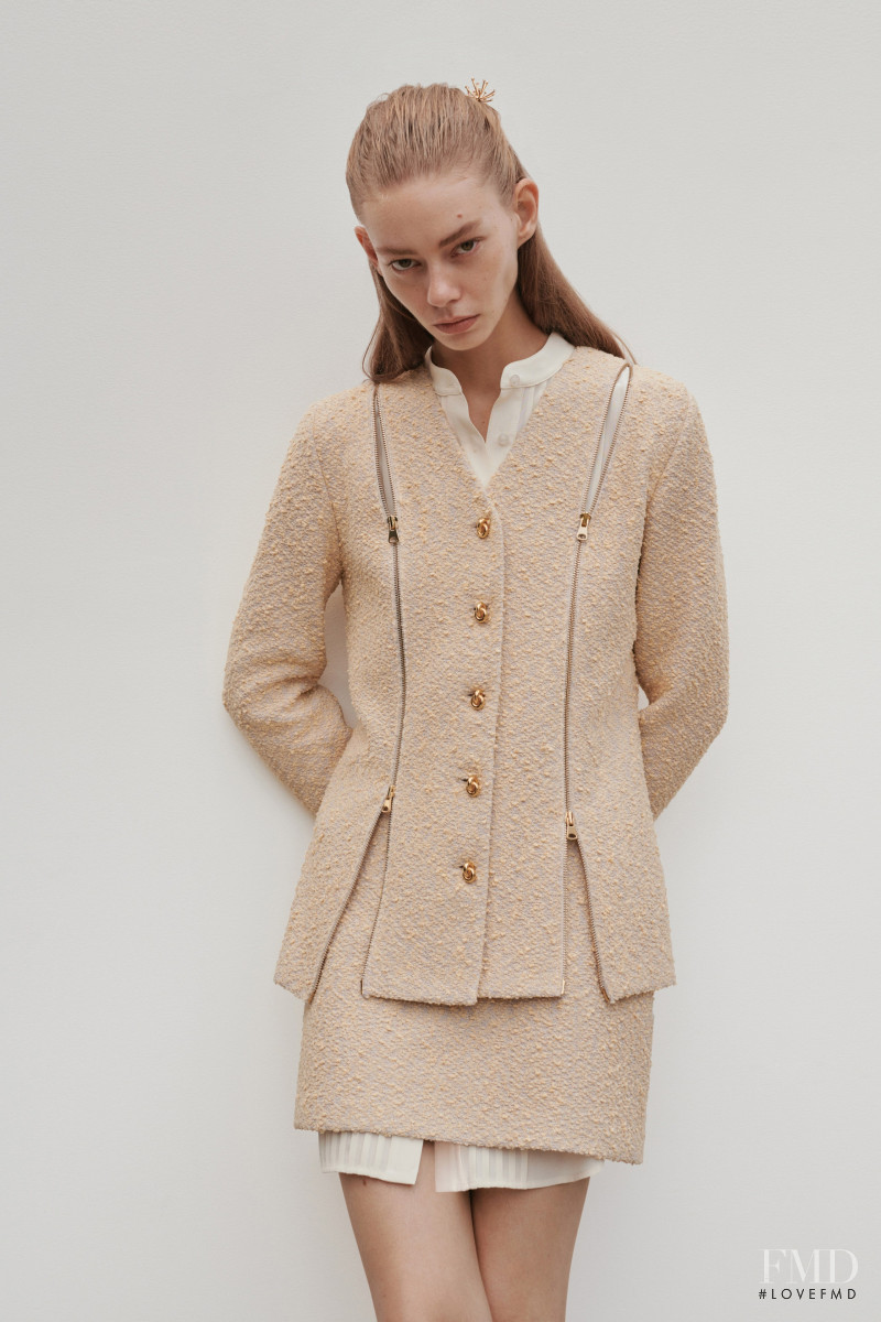 St. John lookbook for Spring/Summer 2022